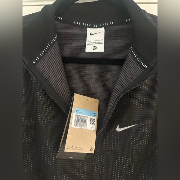 Nike Pinnacle Running Division Men’s Water Repellent 1/2 Zip NWT - Picture 5 of 9